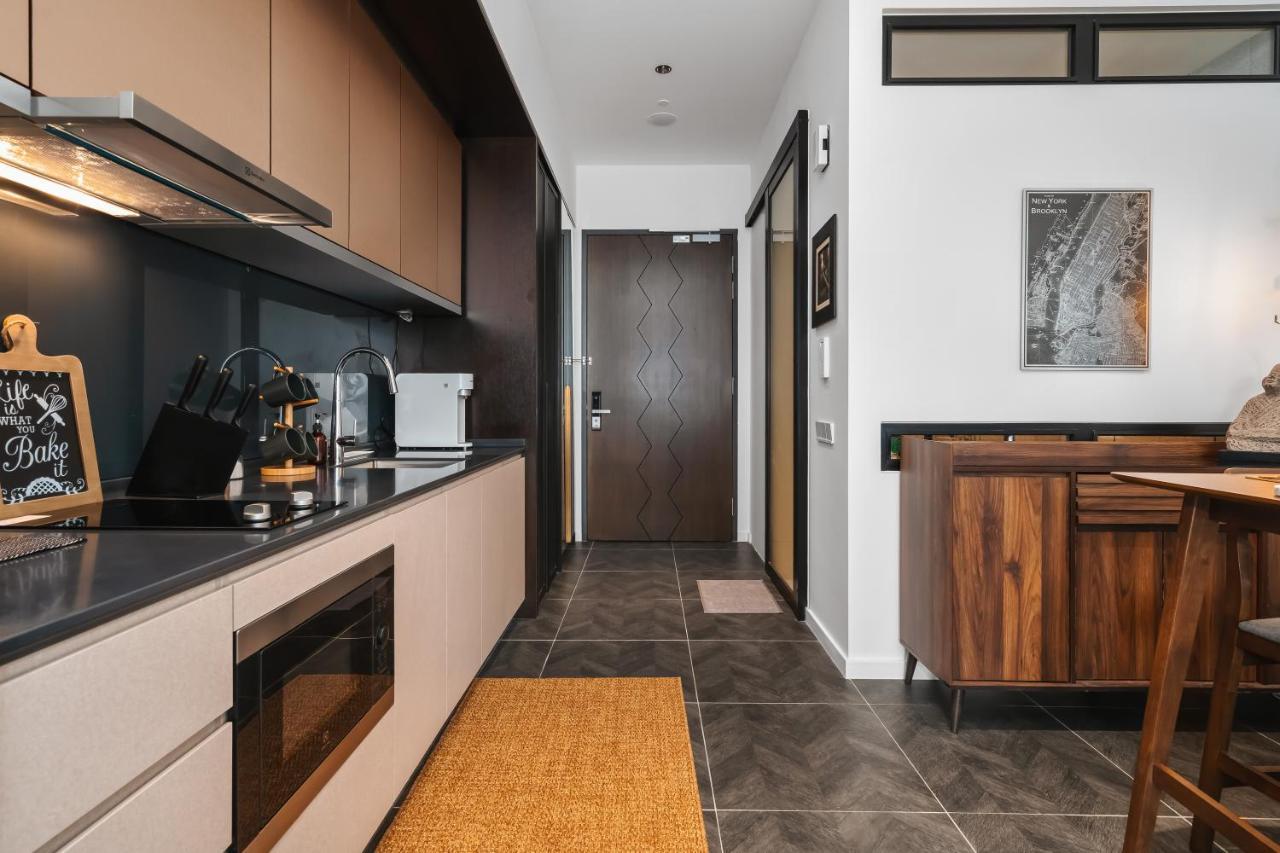 Scarletz Klcc Apartments By Soulasia Kuala Lumpur Dış mekan fotoğraf
