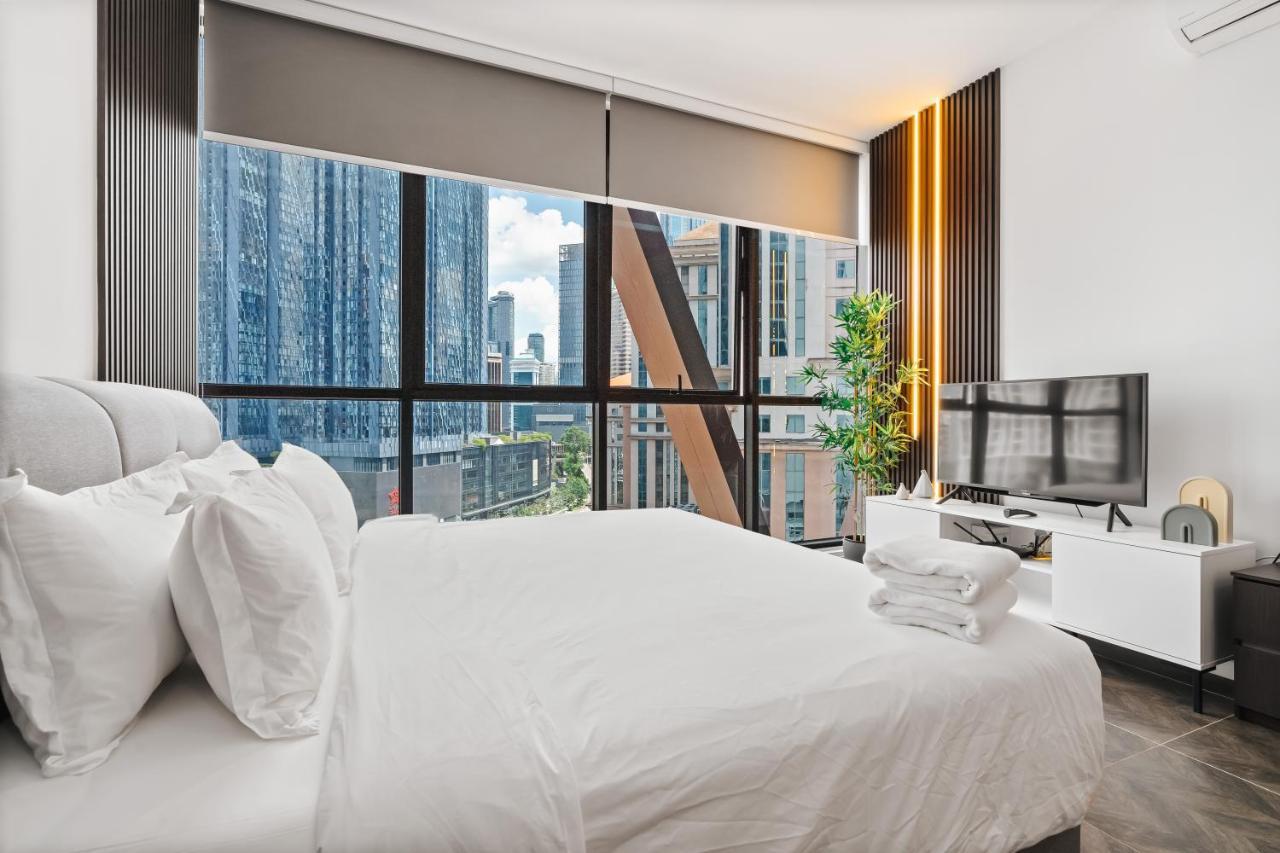 Scarletz Klcc Apartments By Soulasia Kuala Lumpur Dış mekan fotoğraf
